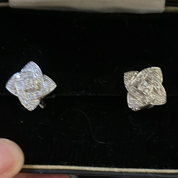 Meet your Posher, Ange - Picture 11 of 12